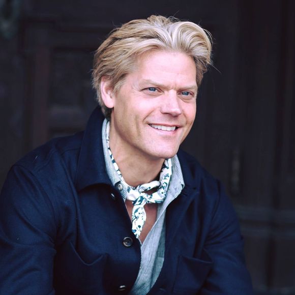 Meet your Posher, Daniel - Picture 1 of 1